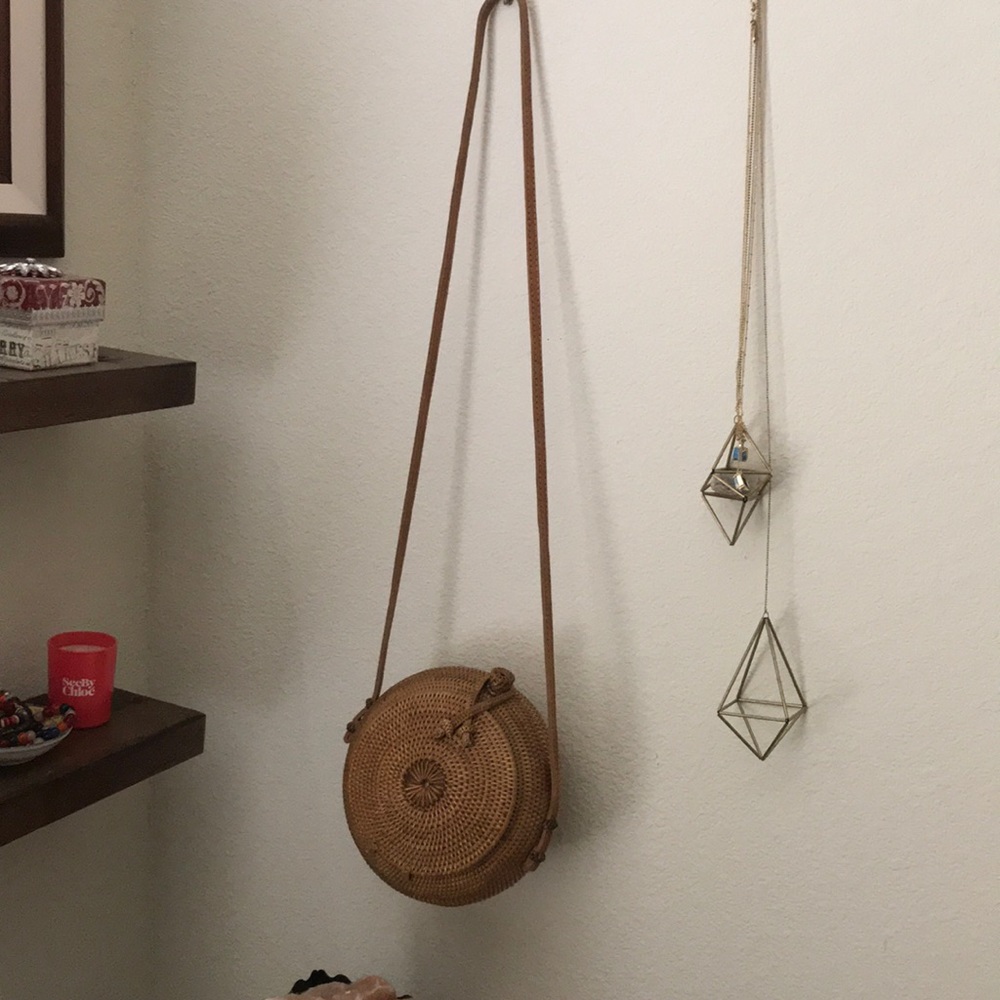 Beautiful Ratan Crossbody